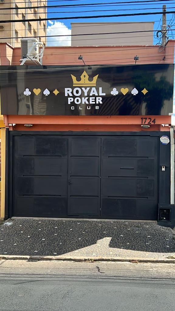 Fachada Royal Poker Club